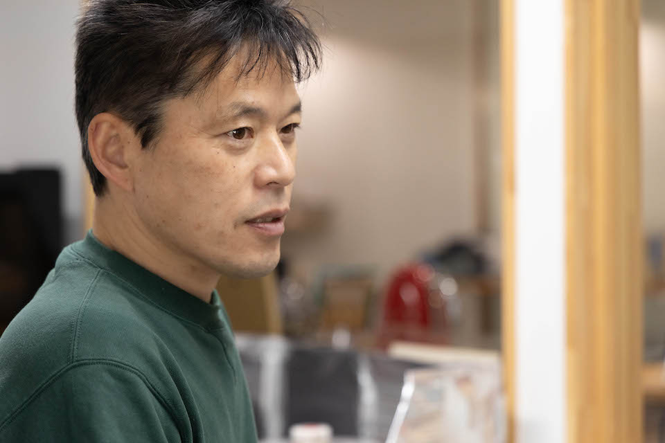 話す小西さん